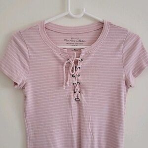 Hollister Light Pink Lace-Up Short Sleeve Tee